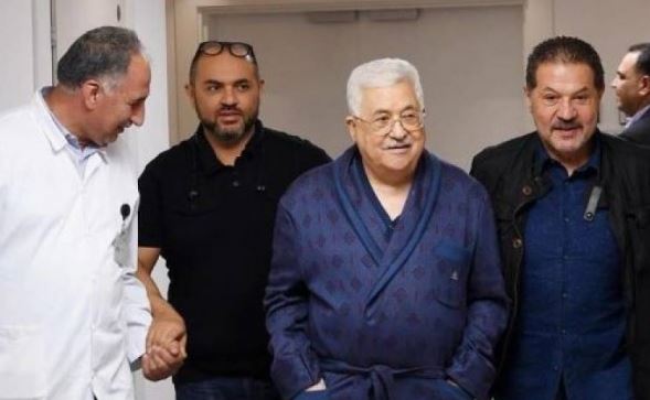 الرئيس الفلسطيني محمود عباس يتلقى علاجاً طبياً في ألمانيا والفحوصات إيجابية