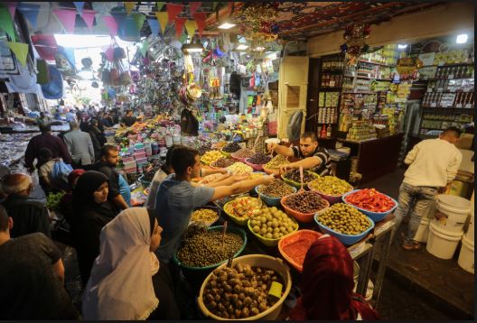 أسواق قطاع غزة ضعيفة في شهر رمضان