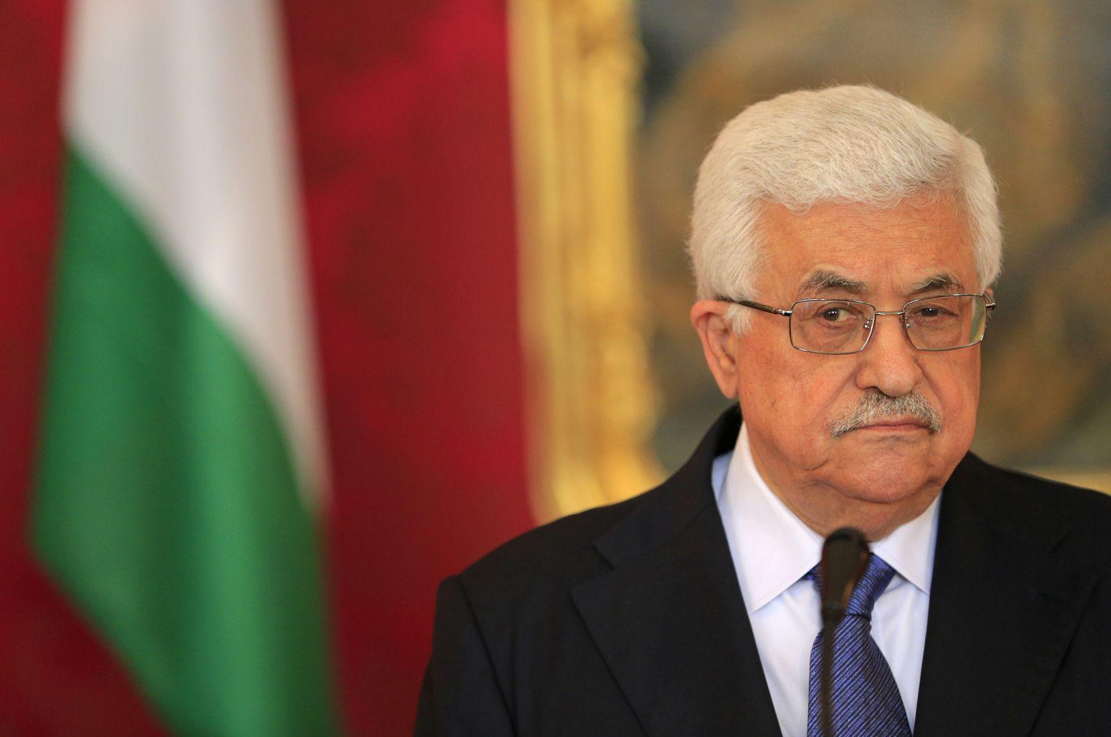 محمود عباس فلسطين ليس عقار للبيع