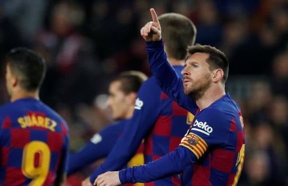 برشلونة يتقاسم الصدارة مع ريال مدريد بعد الفوز علي مايوركا