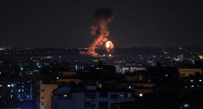 قصف المواقع بغزة بعد اطلاق صواريخ