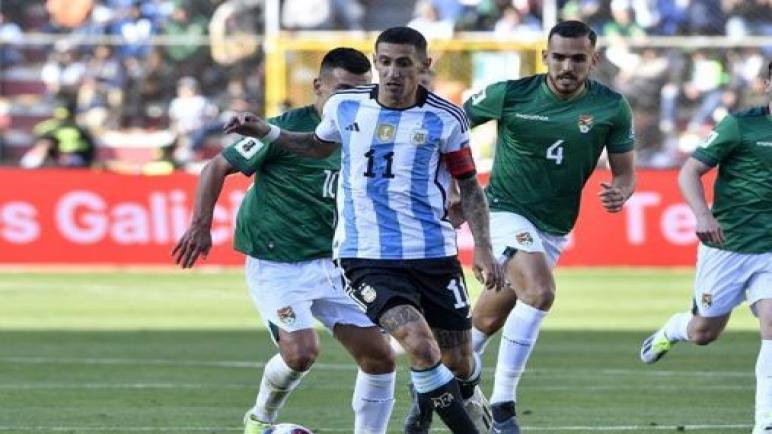الأرجنتين تهزم بوليفيا بثلاثية بدون ميسي