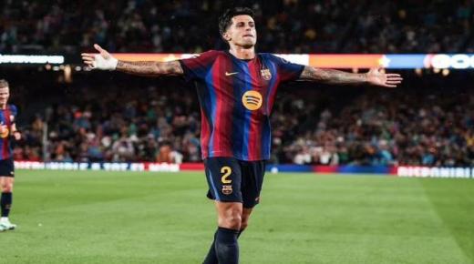 برشلونة يهزم راسينغ سانتاندير برباعية في الليجا