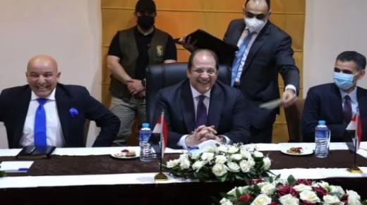 الوفد المصري يحاول حل الأزمة في قطاع غزة