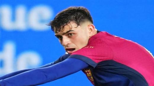 اتلتيكو مدريد يضرب برشلونة بثنائية وينفرد بصدارة الليغا