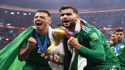 الجزائر بطلا لكأس العرب بعد الفوز على تونس بثنائية