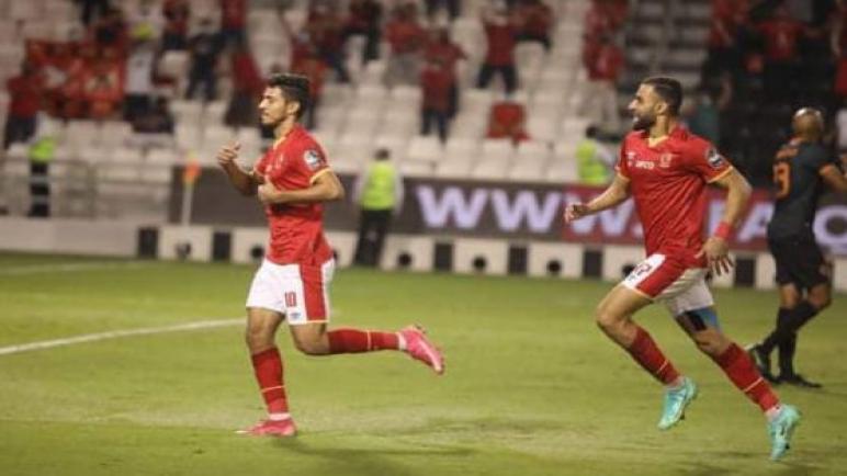 الاهلي بطل السوبر الأفريقي بعد فوزه علي نهضة