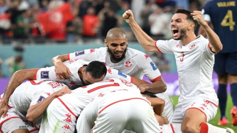 تونس تهزم فرنسا وتغادر المونديال من دور المجموعات
