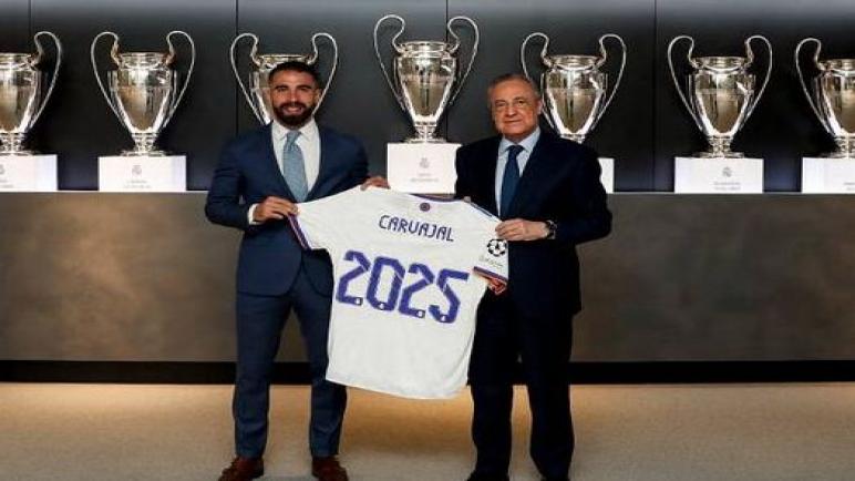 داني كارفاخال يجدد عقده مع ريال مدريد حتي 2025