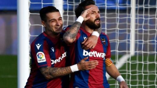 ليفانتي يوقف ريال مدريد بثنائية ويبعده تماما عن المنافسة على صدارة الليغا
